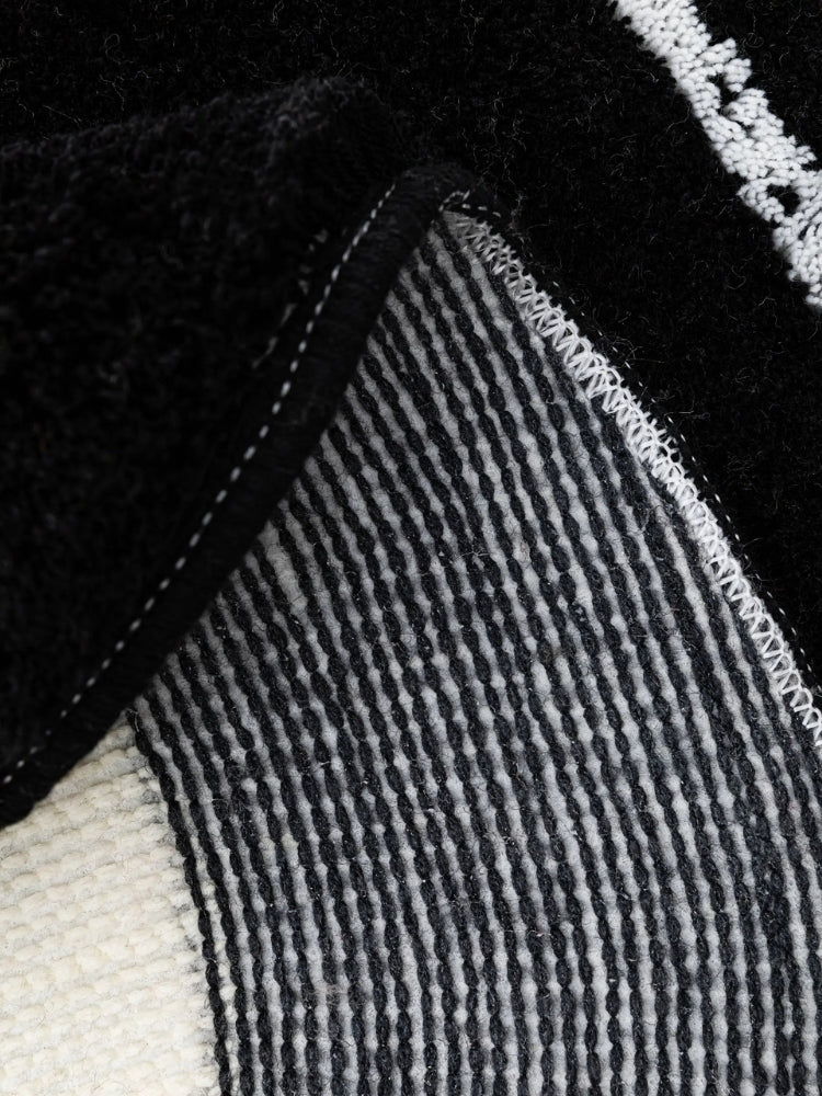 8 Ball Carpet - Image 5