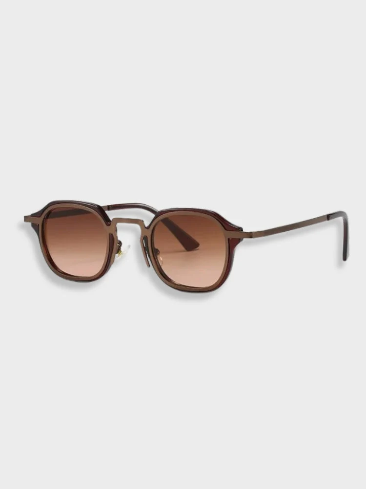 Classic Round Sunglasses - Image 4