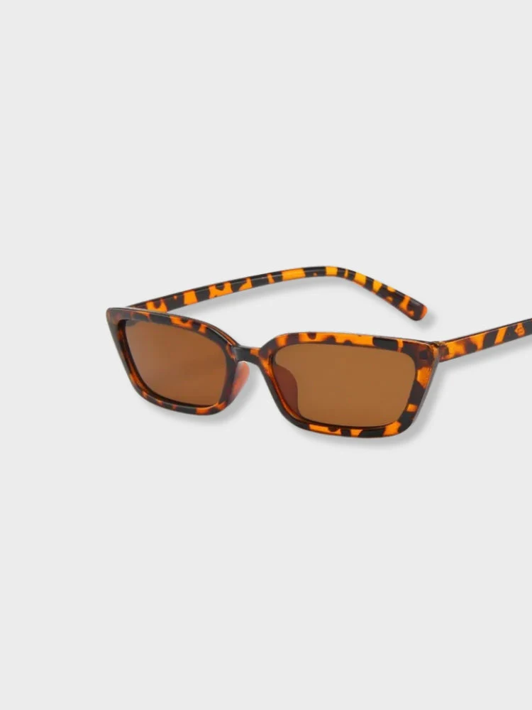 Vintage Retro Square Sunglasses - Image 3